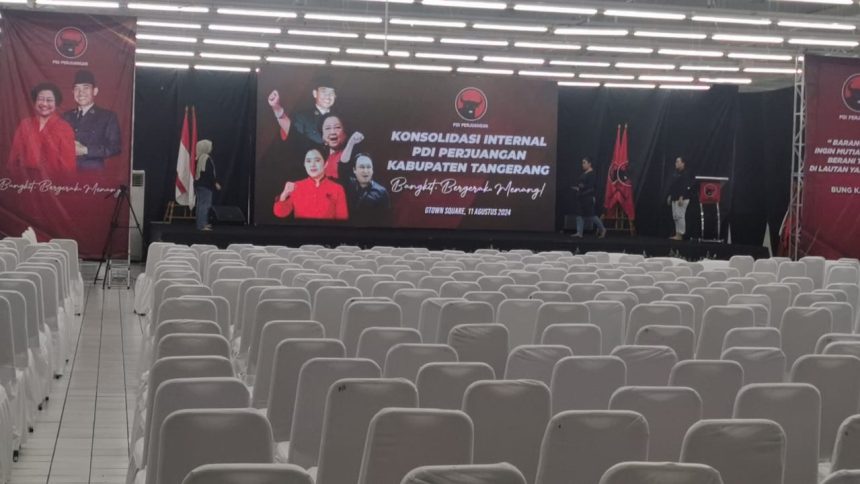 GTOWN SQUARE GADING SERPONG -RAPAT KONSOLIDASI PDI PERJUANGAN KABUPATEN TANGERANG