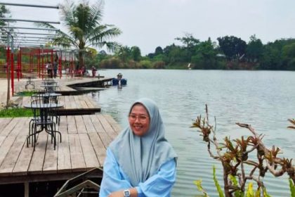 MIRA MAHMUDAH- ALUMNI GMNI BANTEN
