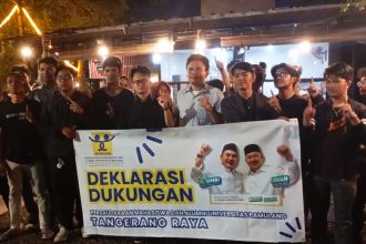 DEKLARASI DUKUNGAN PERSAUDARAAN MAHASISWA DAN ALUMNI UNPAM KEPADA MAD ROMLI